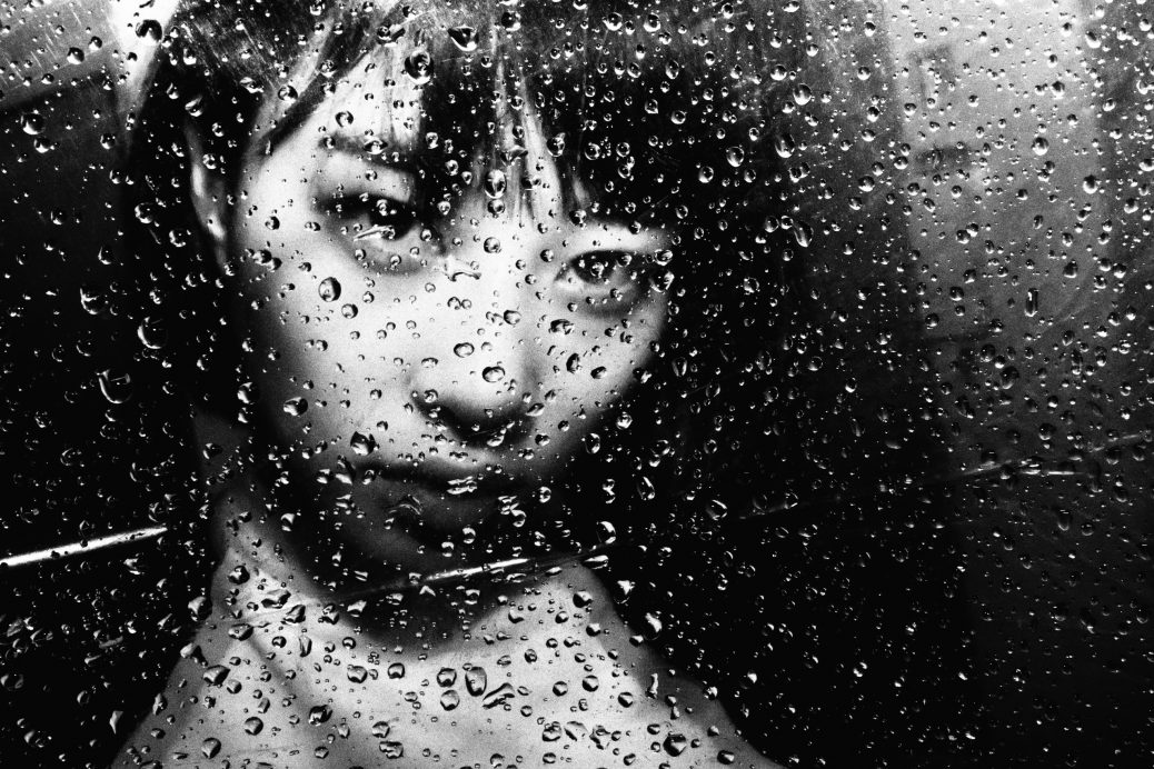 Street photography by Tatsuo Suzuki